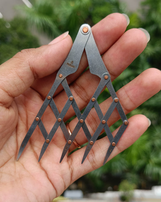 Small Nattools Isometric Ruler (5 Teeth)