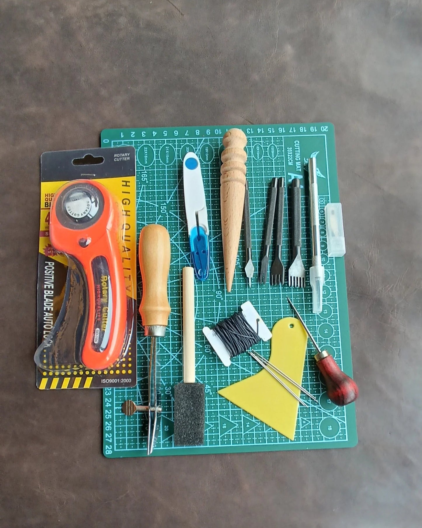 Basic Starter Kit for Leather Crafting