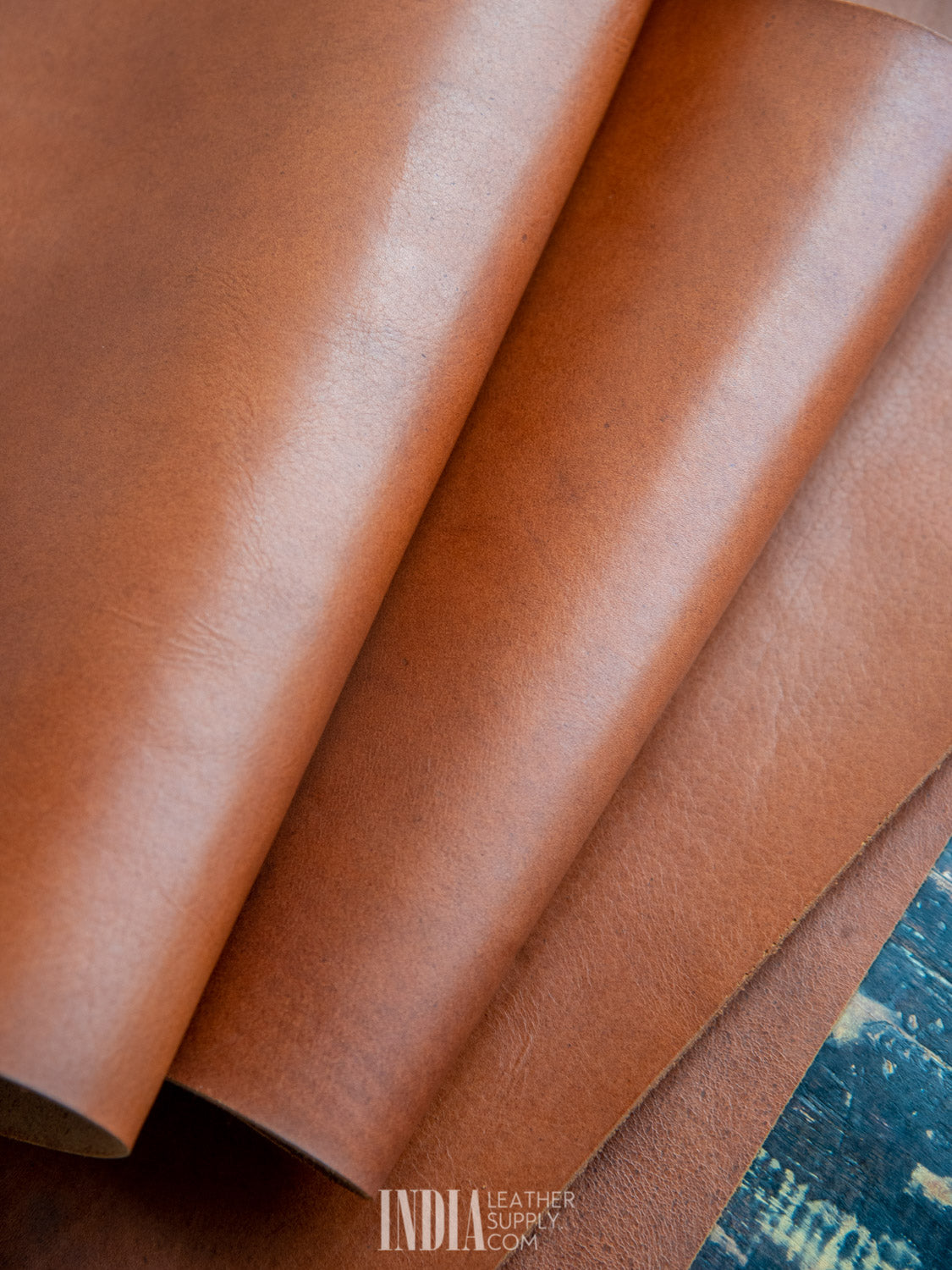 Sand Pebble Dotan  Leather Panel