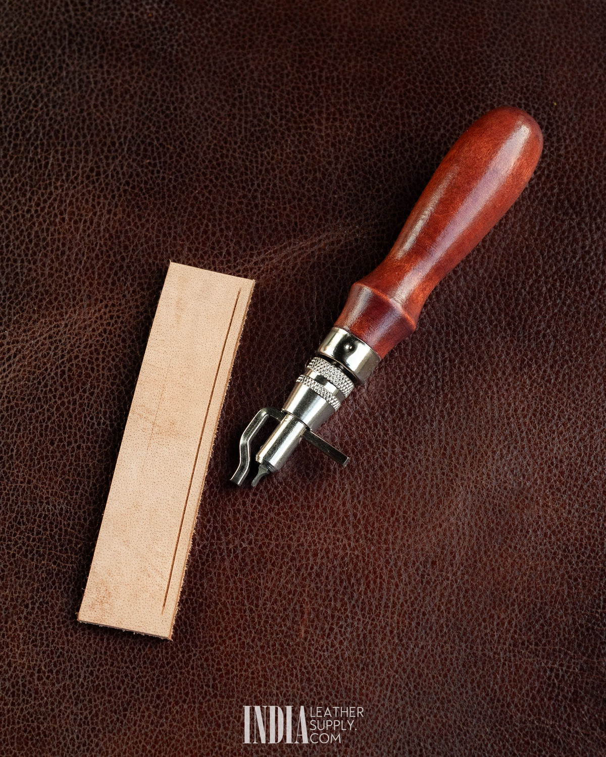 Groover, Creaser & Beveller Multi-Tool | Running a line on veg-tan leather | India Leather Supply