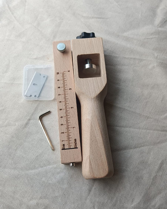 Adjustable Leather Strap Cutter