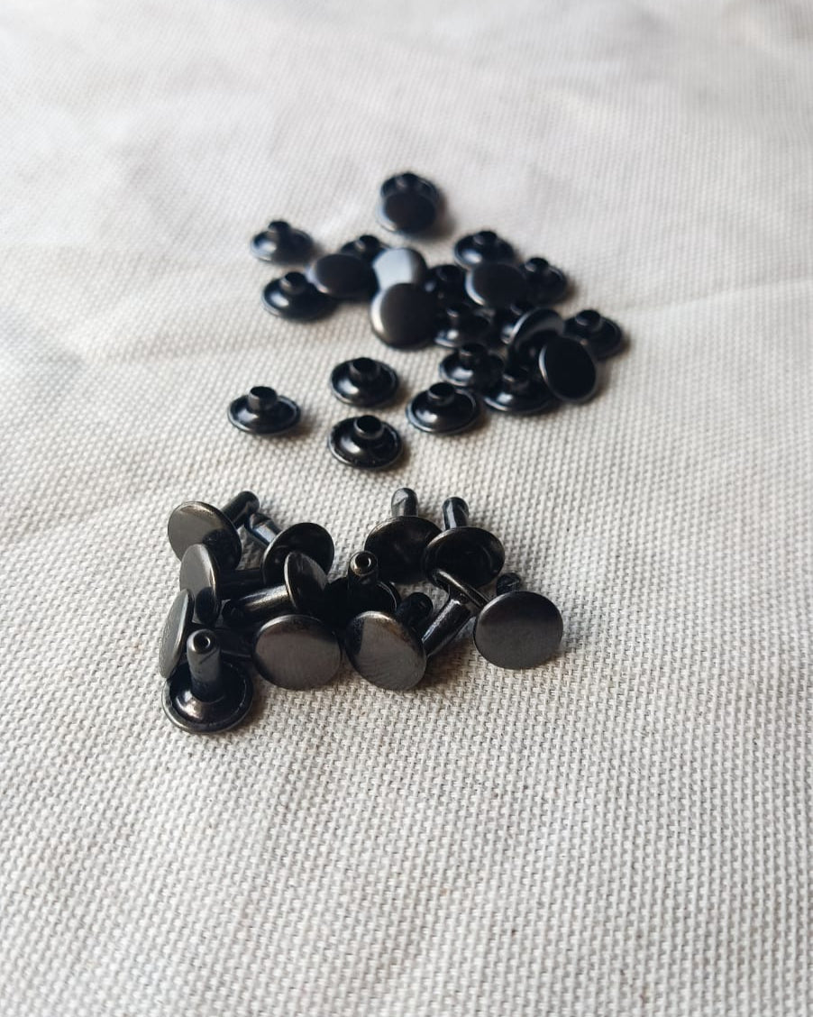 Double Cap Brass Rivet | Gunmetal | India Leather Supply