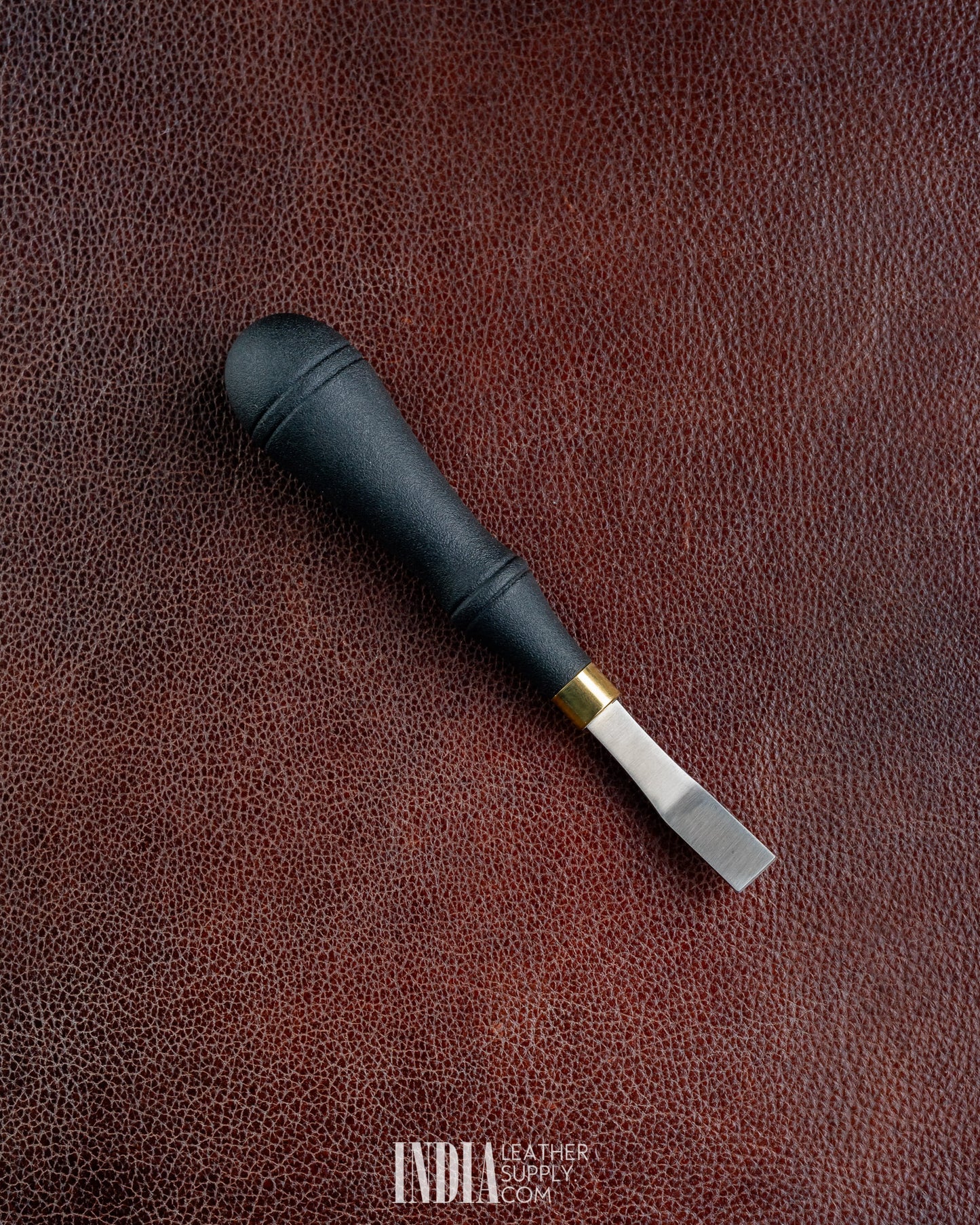 Leather detail rougher for roughing the glue area before bonding | India Leather Supply