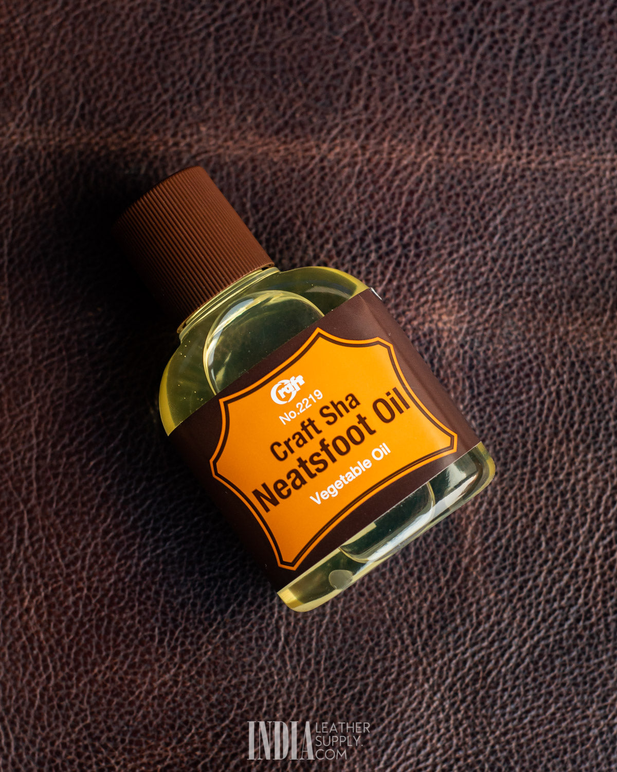 Neatsfoot Oil (100ml) by Craft Sha (Japan) | India Leather Supply