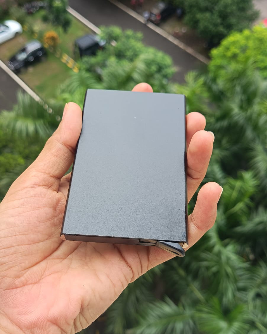 Sliding Card Holder Bottom Press | India Leather Supply