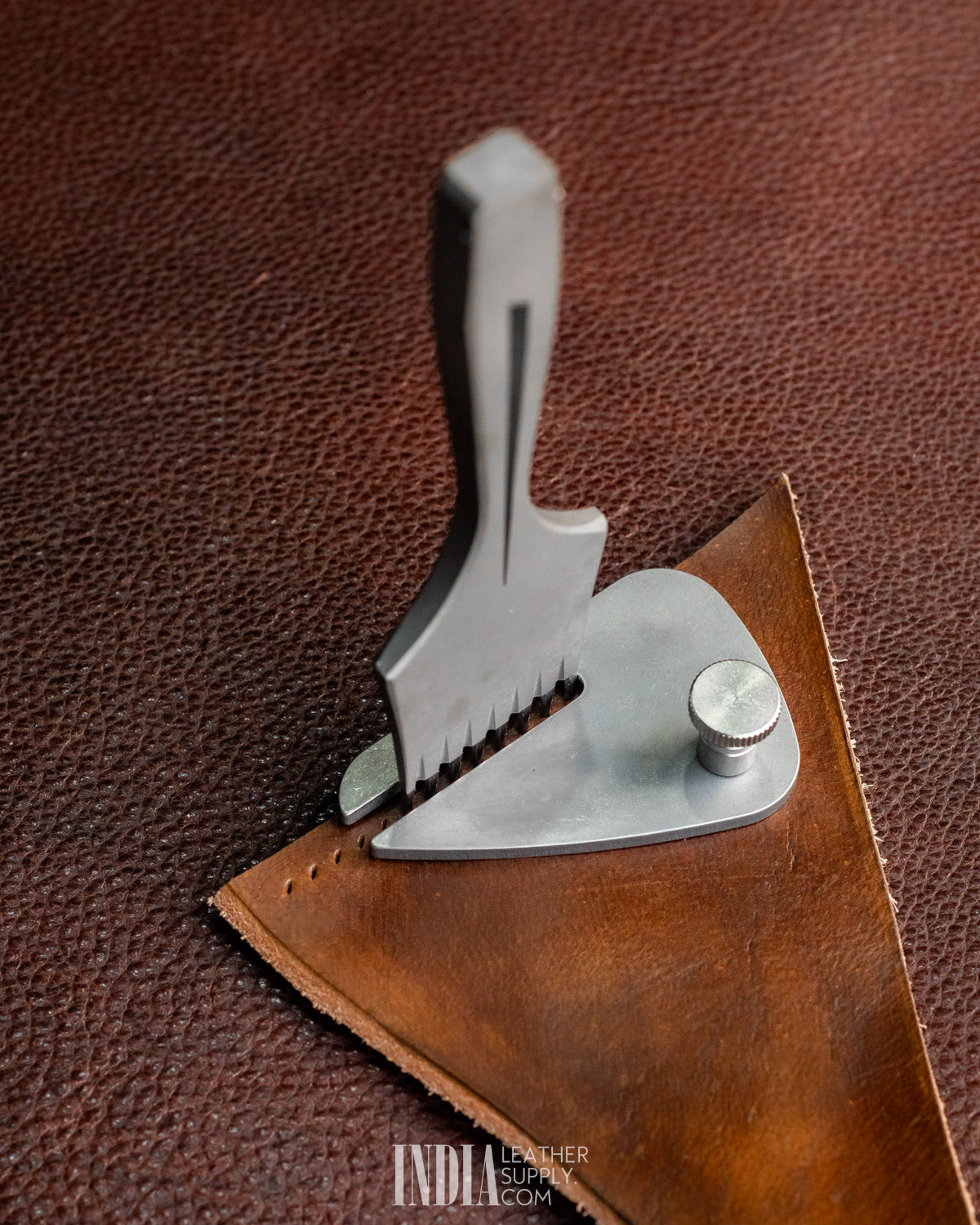 Stitching Chisel Puller Aid Tool | India Leather Supply